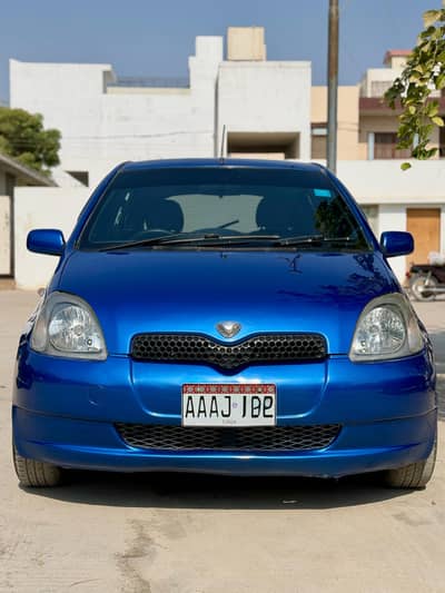 Toyota Vitz 2001