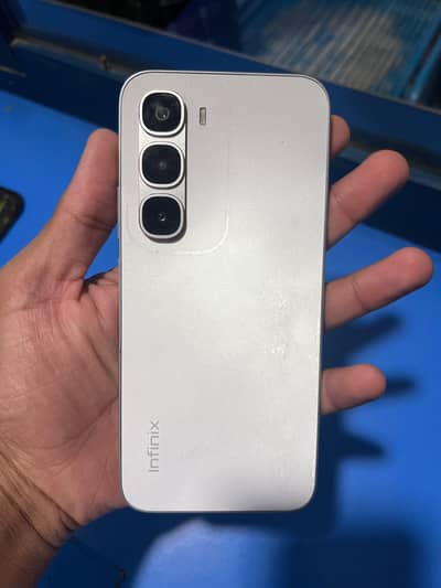 Infinix Hot 60 Pro