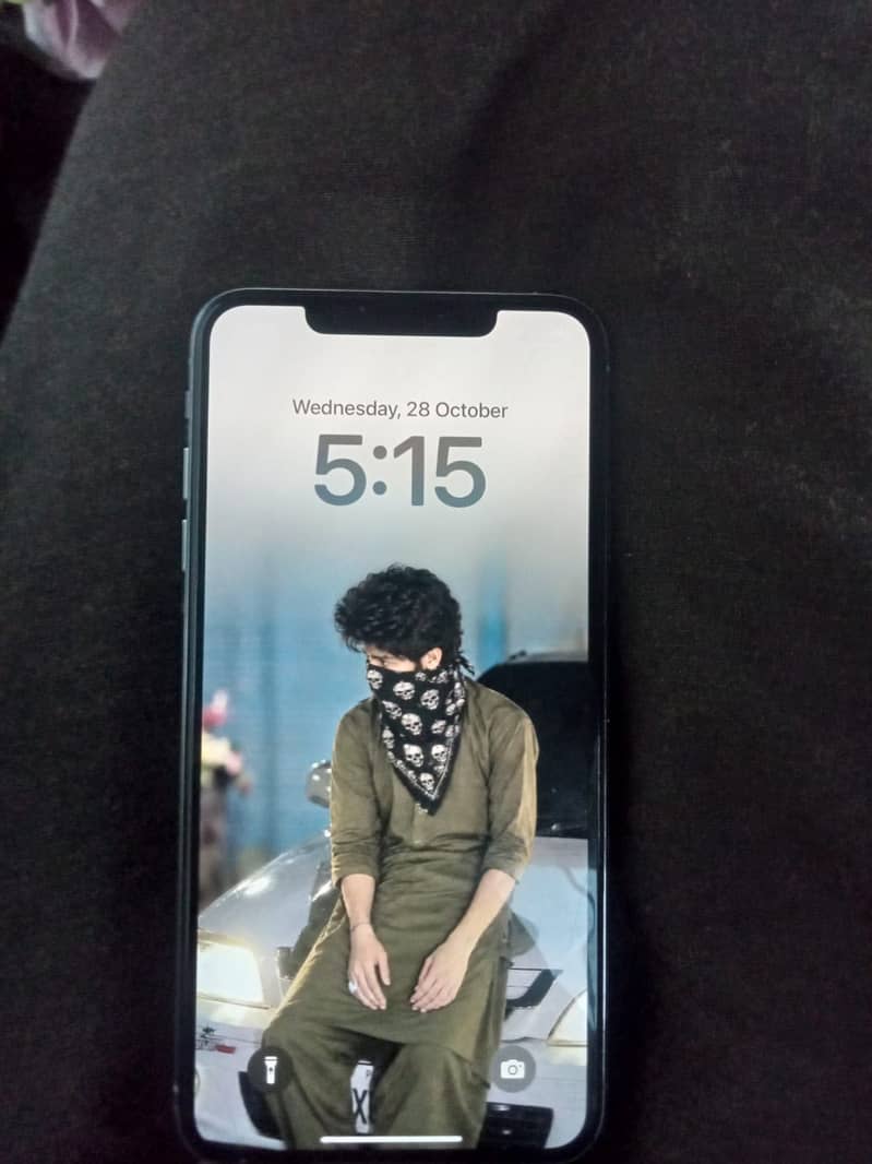 Apple iPhone XS Max 2