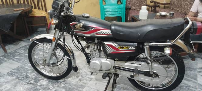 Honda CG 125 2024