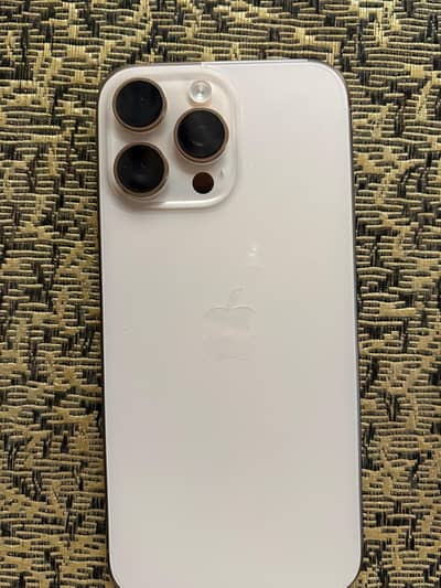 Apple iPhone 16 Pro Max