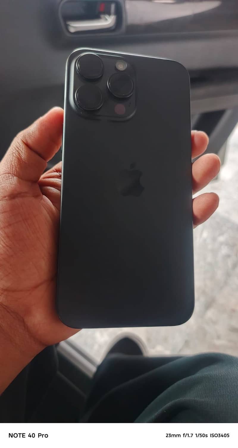 Iphone 15 pro max  LLA model 1
