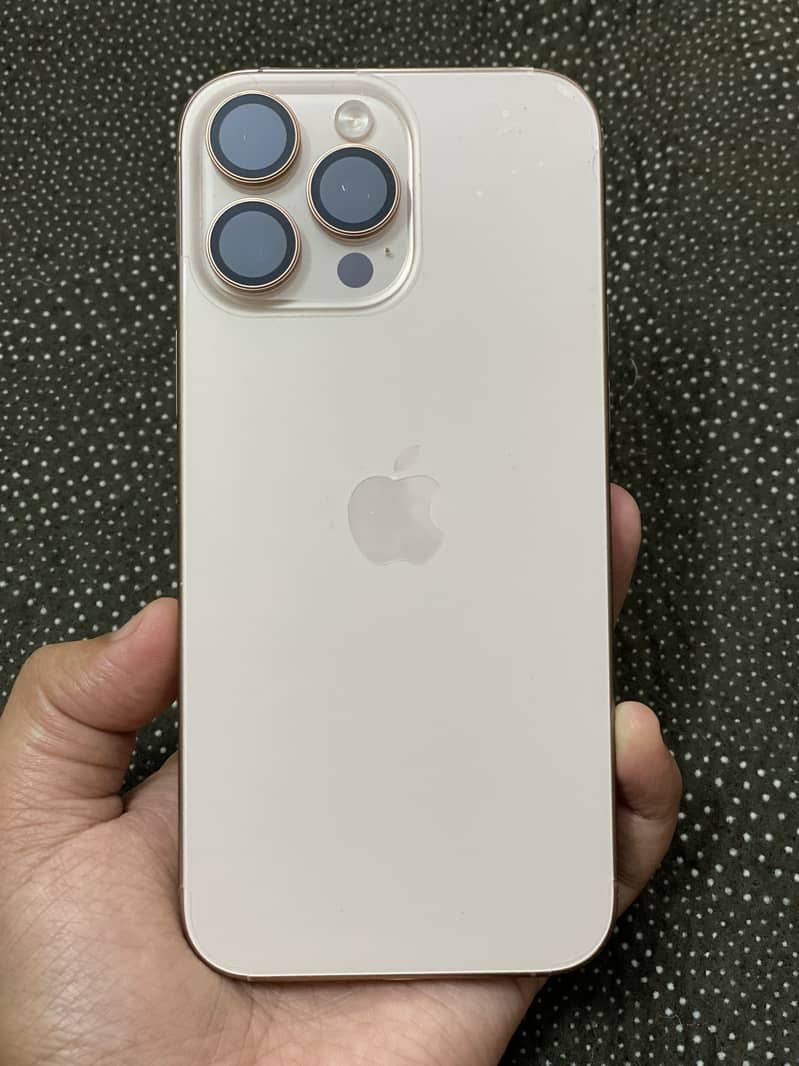 Apple iPhone 16 Pro Max - Desert Titanium 0