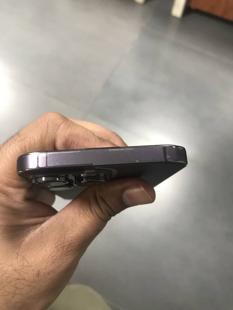 Apple iPhone 14 Pro Max 3