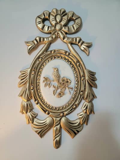 Exquisite Hand-Made Vintage Style Wall Decor Plaques (Pair)