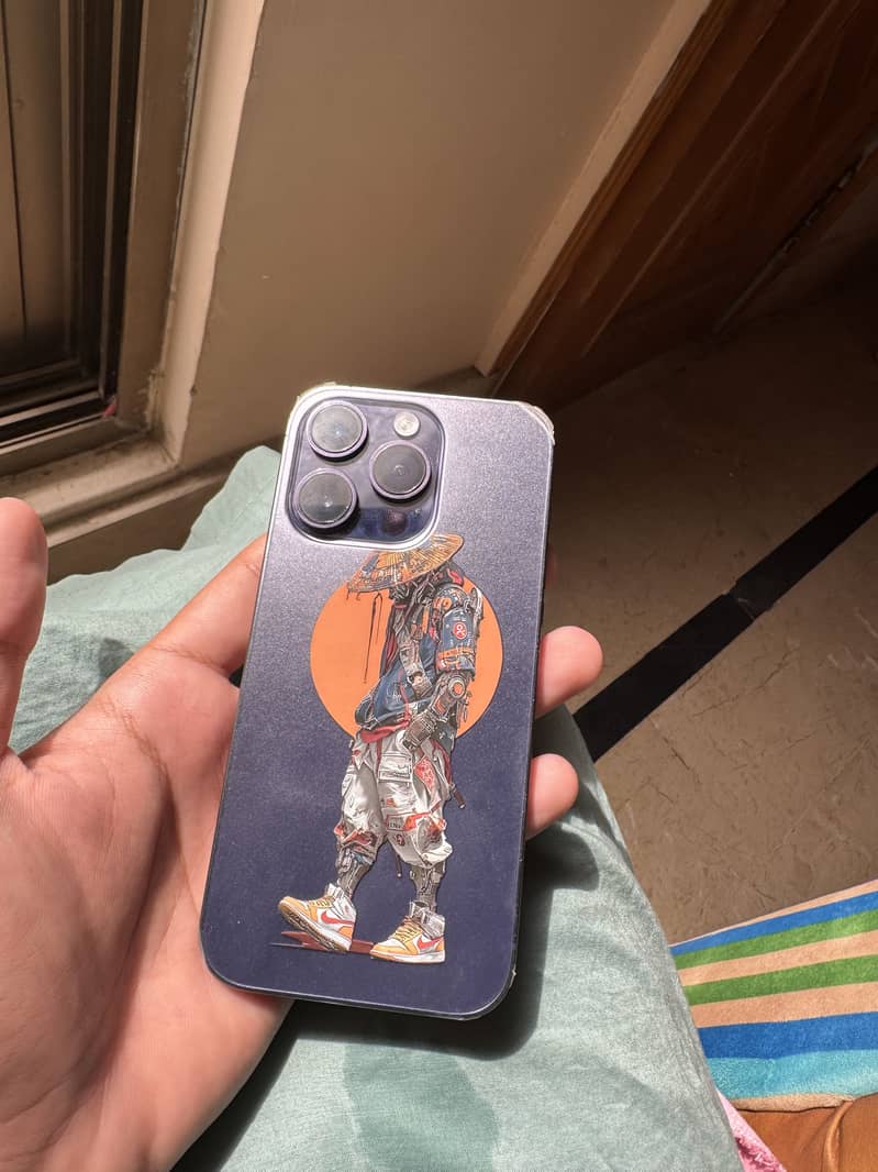 Apple iPhone 14 Pro 1