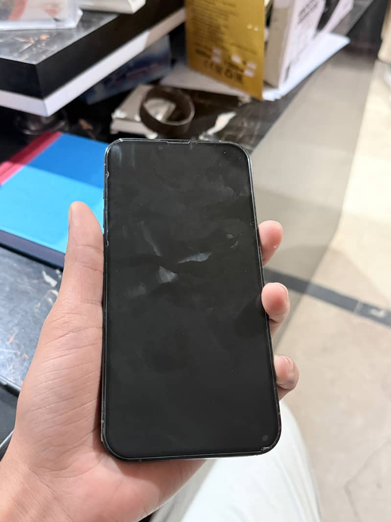 Apple iPhone 13 Pro Max JV 1