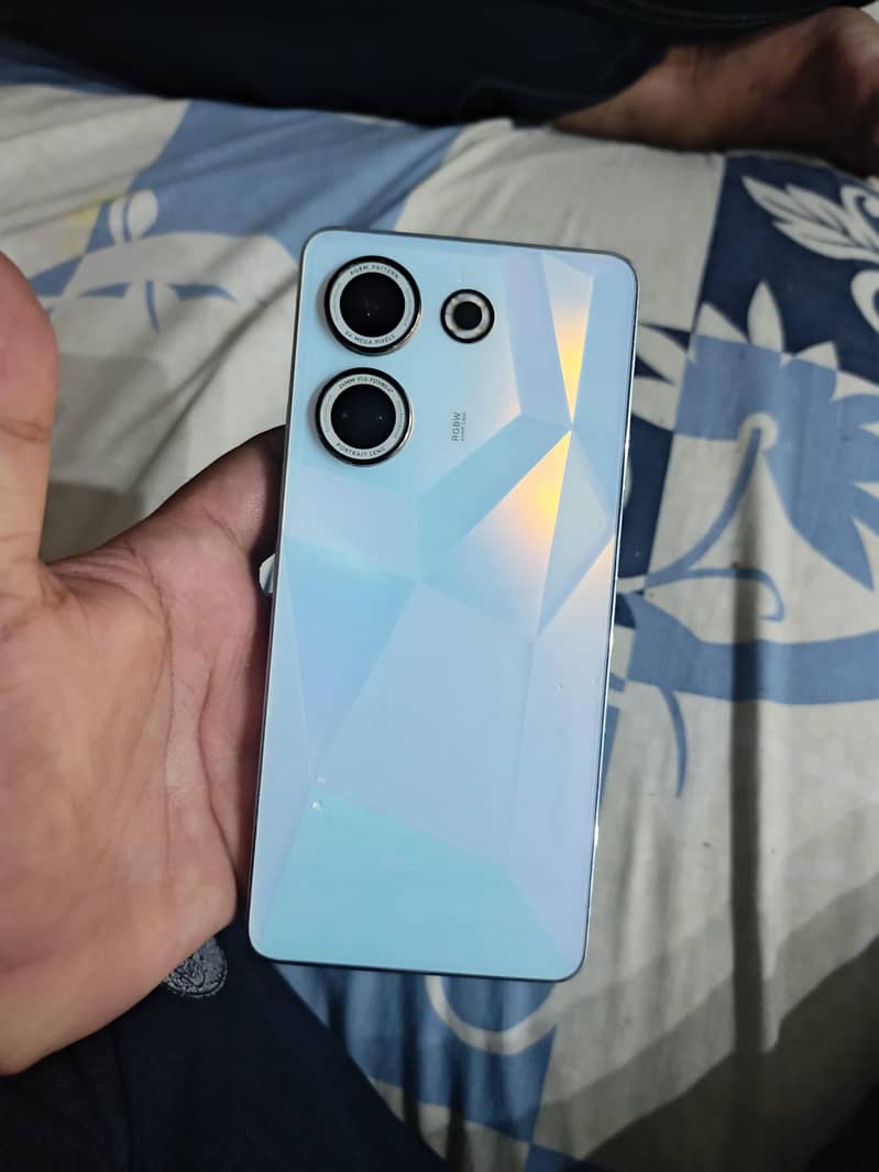 Tecno CAMON 20 1