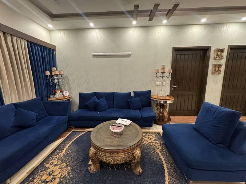 Sofa Set with Curtains 3