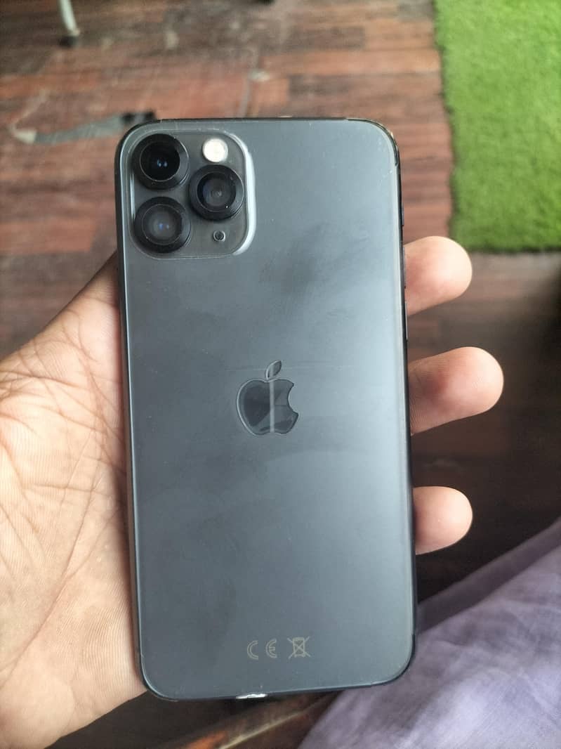 Apple iPhone 11 Pro 0
