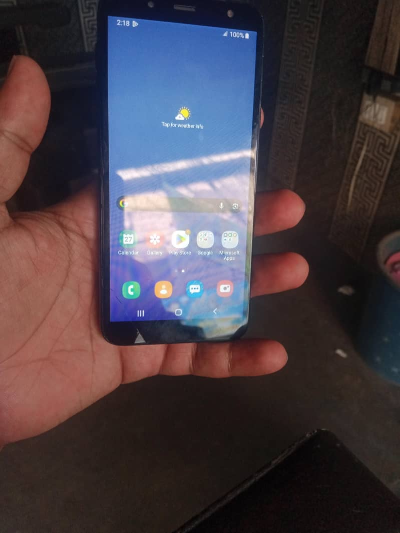 Samsung Mobile J6 2