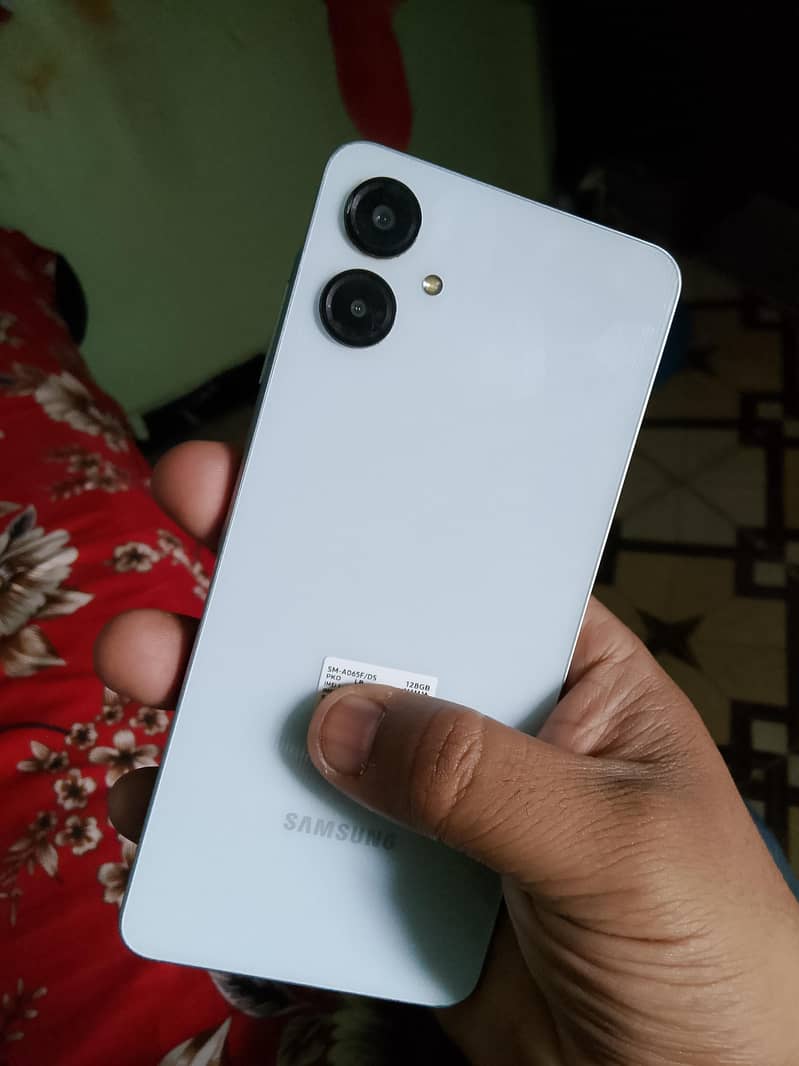 Samsung Mobile A06 2
