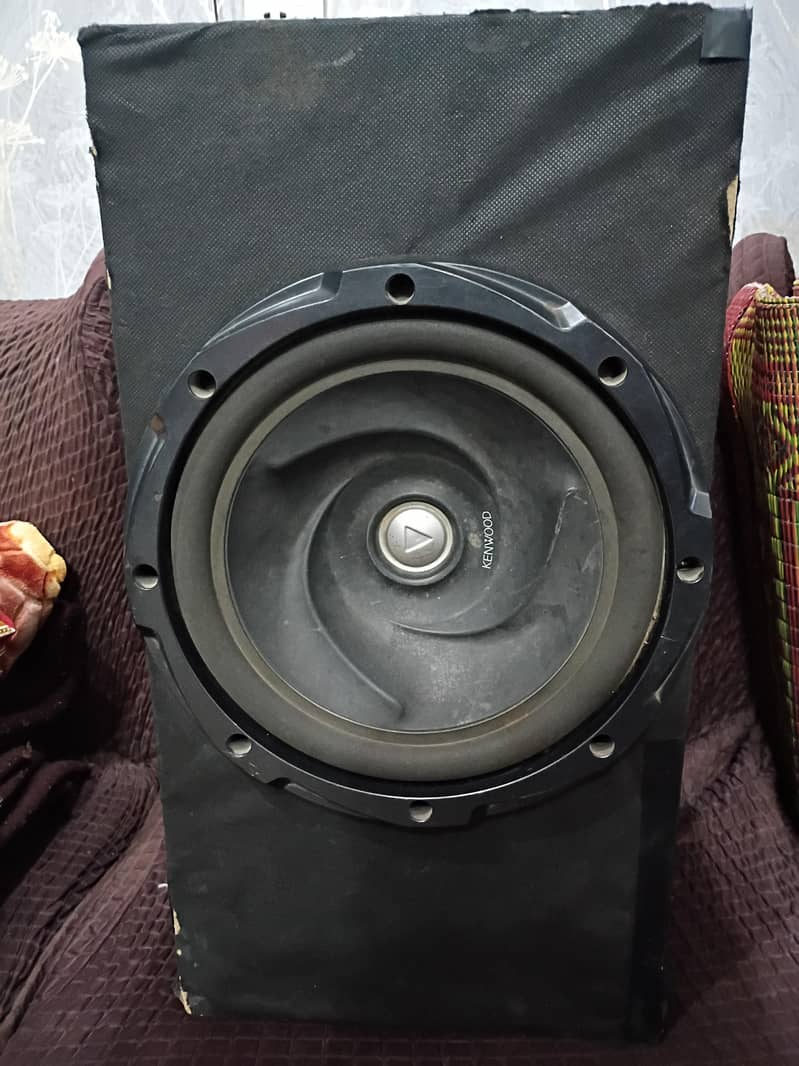 Woofer 0
