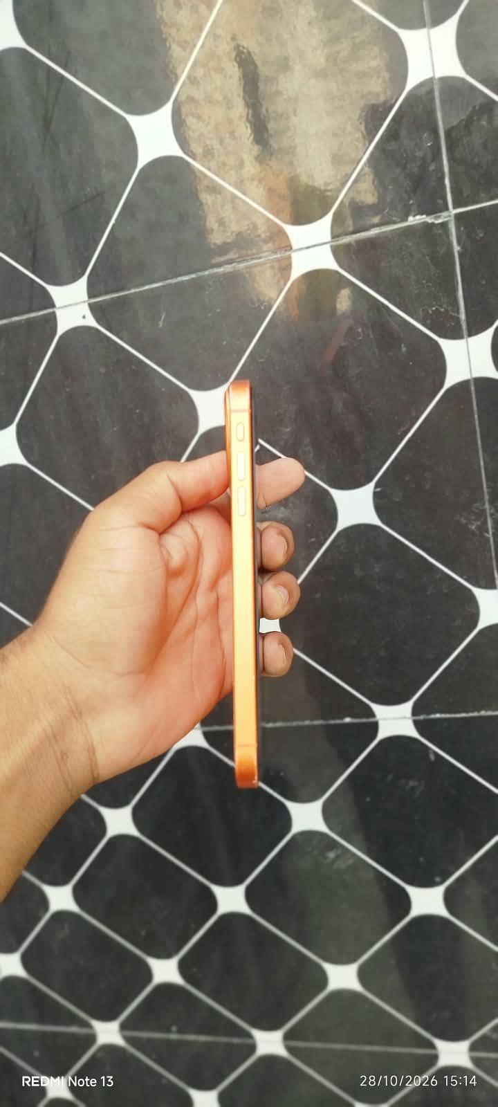 Apple iPhone 11 3