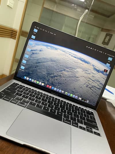 MacBook Air M1, 2020