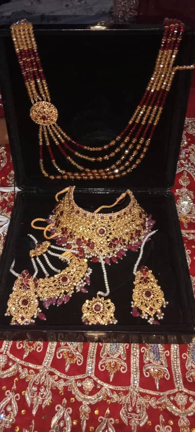 Bridal lahnga+Bridal jewelry+ Bridal Paouch