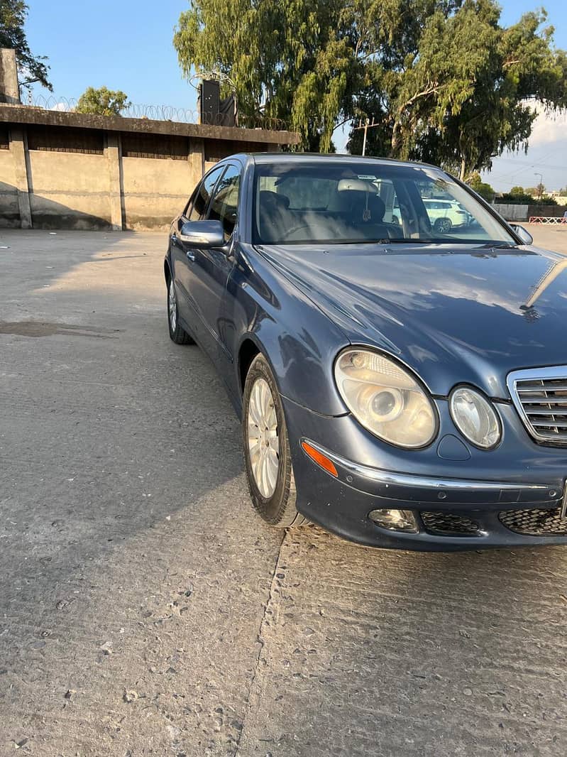 Mercedes E Class 2004 1