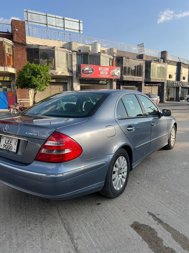 Mercedes E Class 2004 3