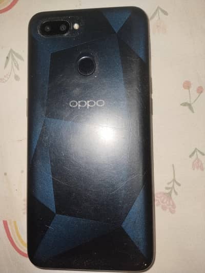 OPPO A12