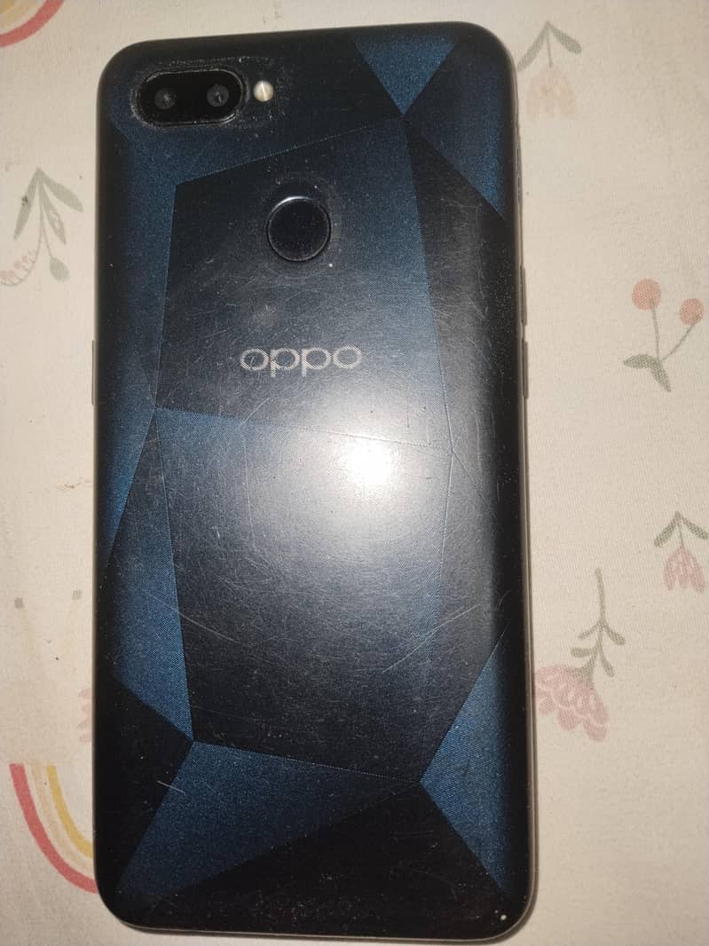 OPPO A12 0