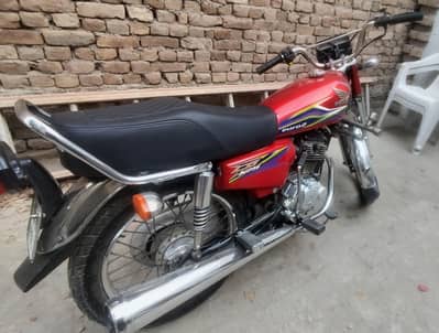 HONDA CG 125 2017 MODEL
