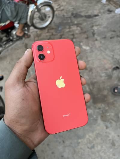 Apple iPhone 12