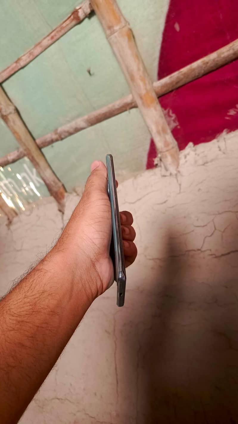 Infinix Zero 40 4