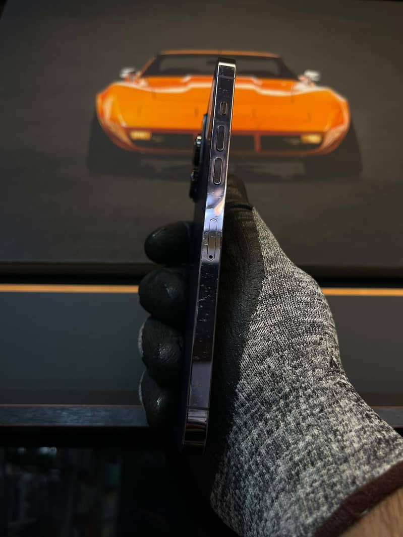 Apple iPhone 14 Pro Max 2