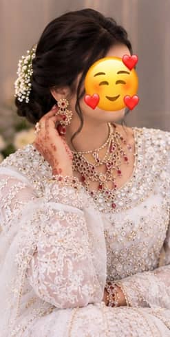 Beautiful White & Golden Bridal Maxi / Lehenga – Heavy Embroidery