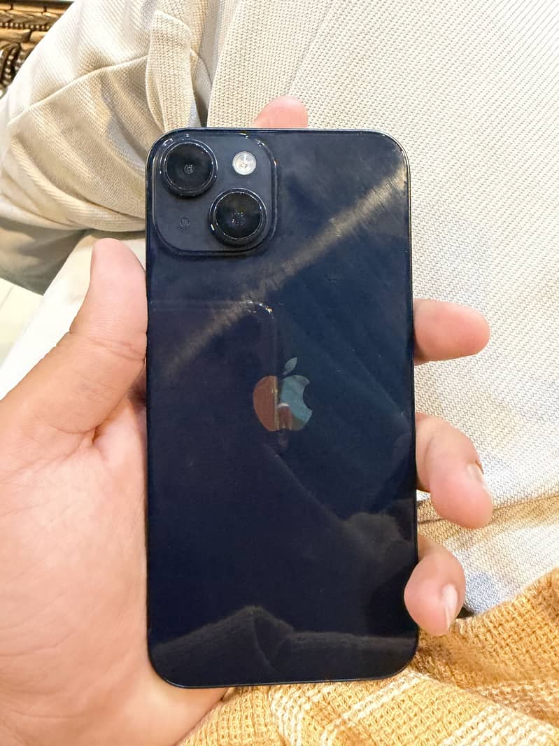 Apple iPhone 14 12
