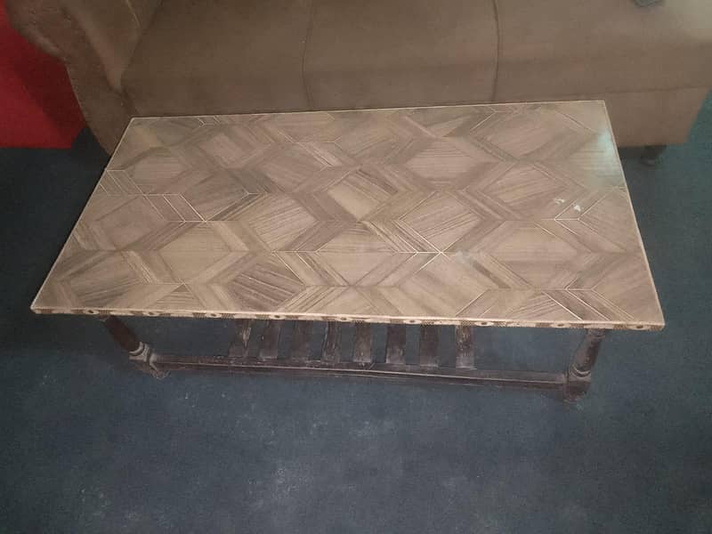 Wood table 0