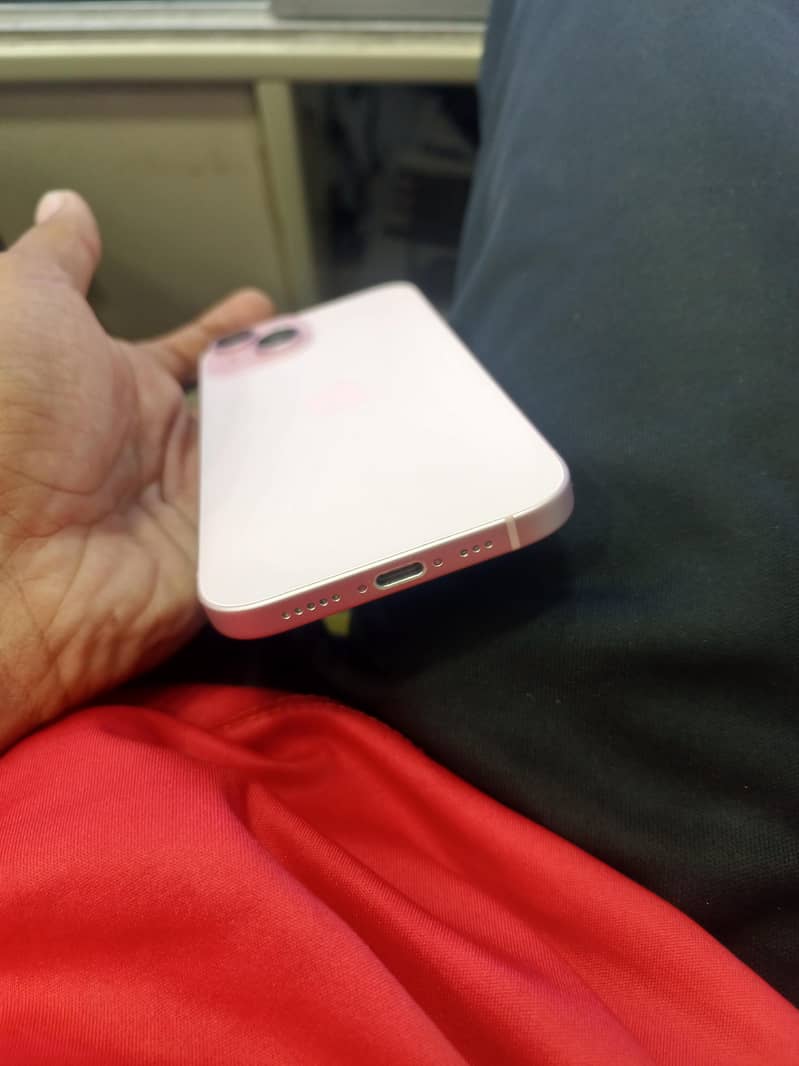 Apple iPhone 15 1