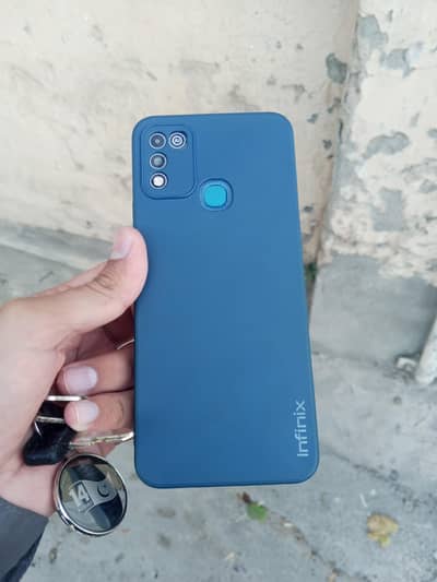 Infinix Hot 10 Play 4/64 10/10condition.