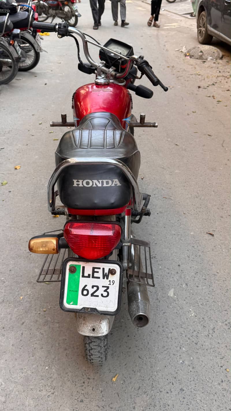 HONDA CD70 1