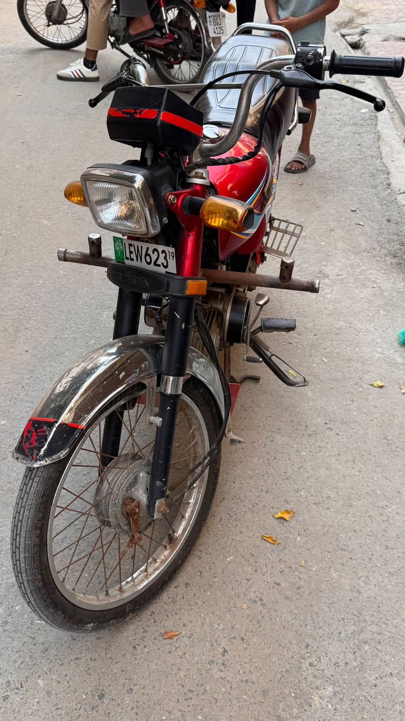 HONDA CD70 2