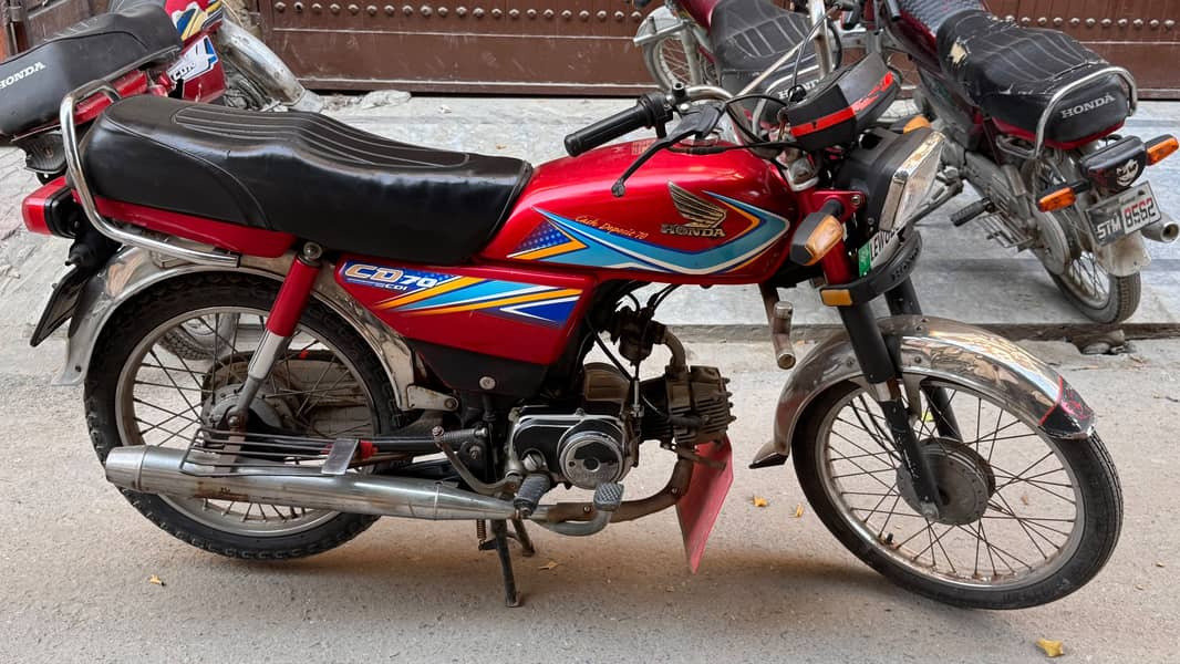 HONDA CD70 3
