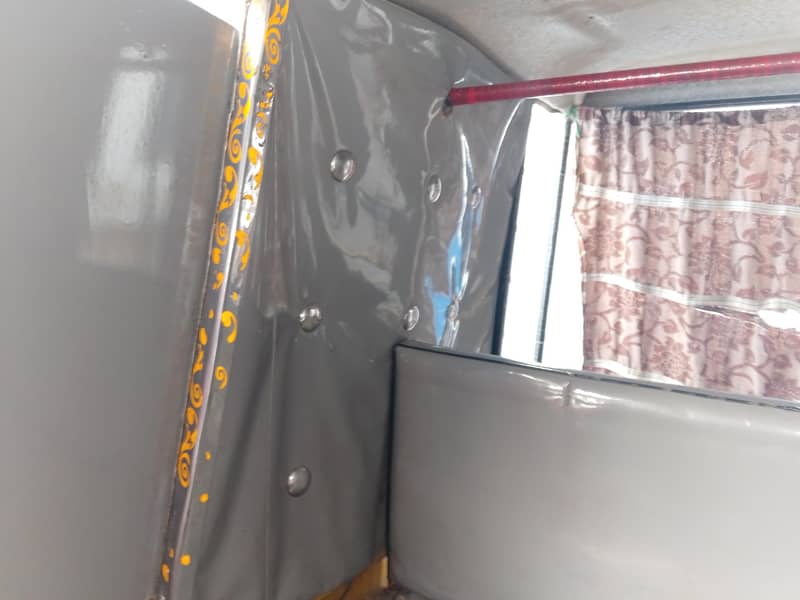 auto rickshaw 1