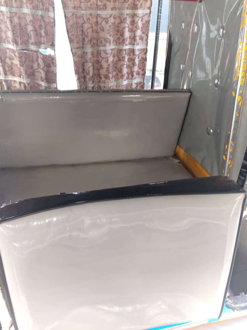 auto rickshaw 3