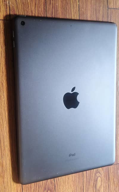 iPod 8 Generation 32 GB