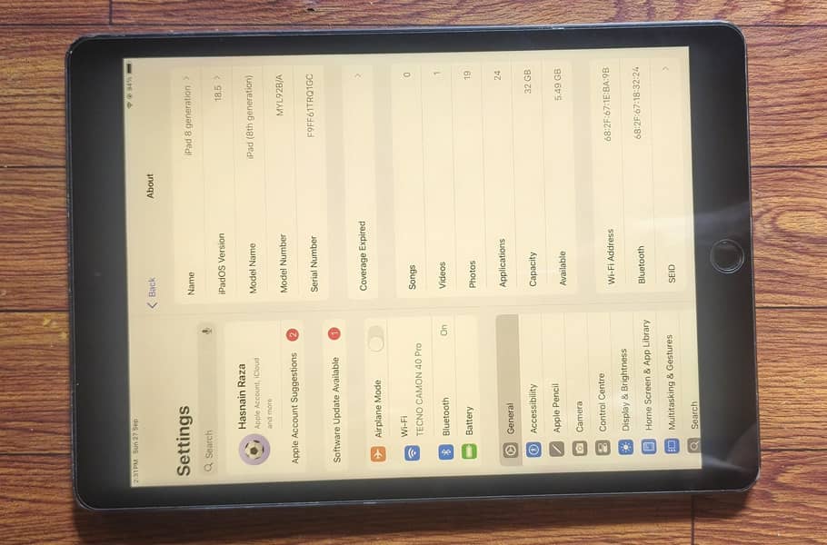 iPod 8 Generation 32 GB 1