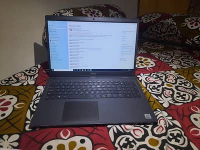 Dell Latitude 3510,i5 10gen, 8GB RAM,256GB SSD, original charger,10/10