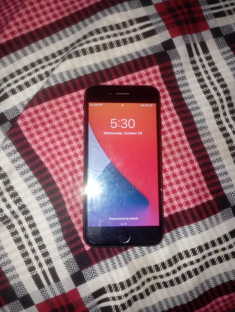 Apple iPhone 7 5