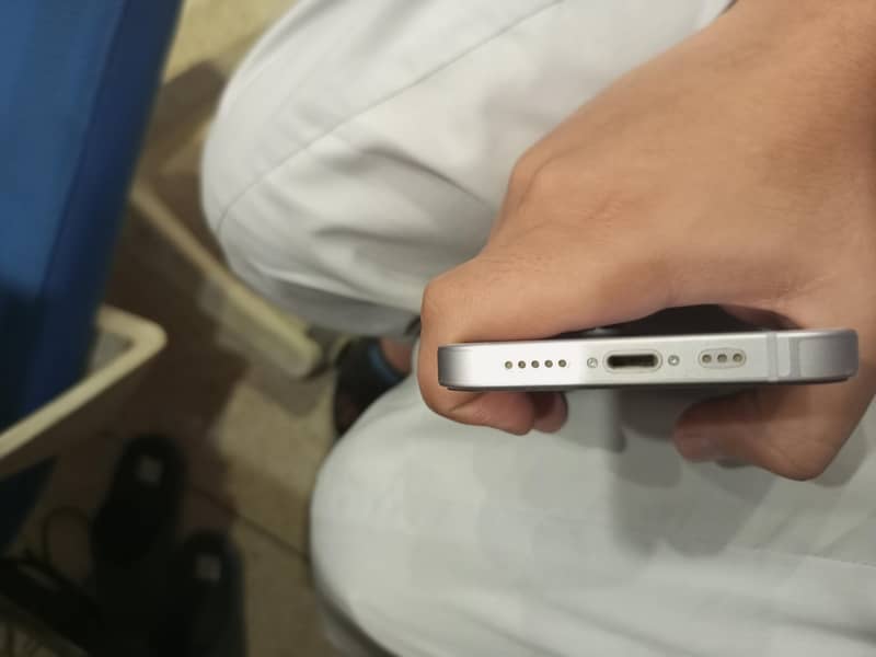 Apple iPhone 14 1