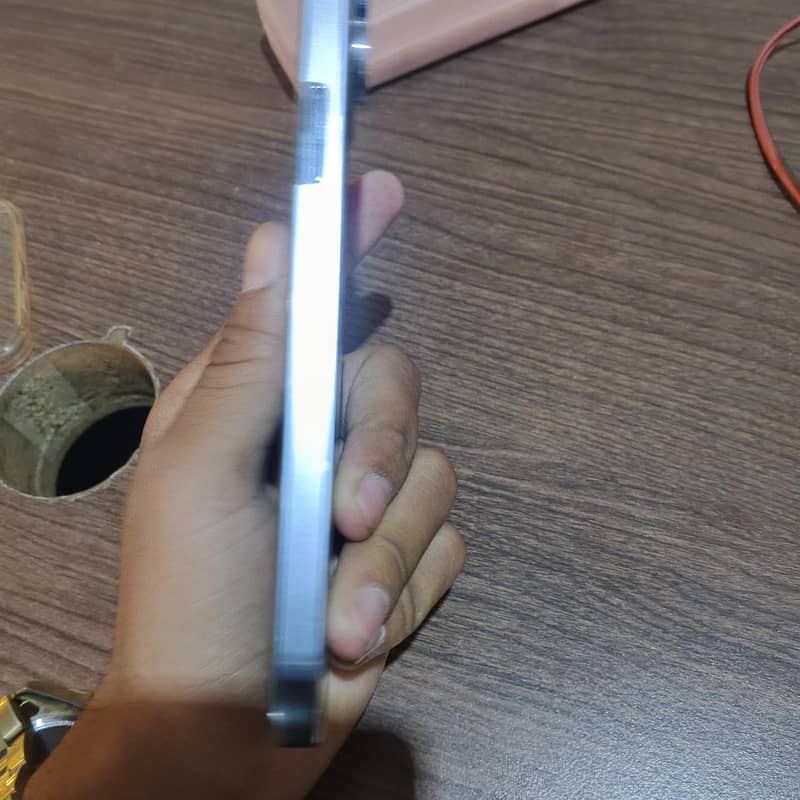 Apple iPhone 13 Pro Max 3