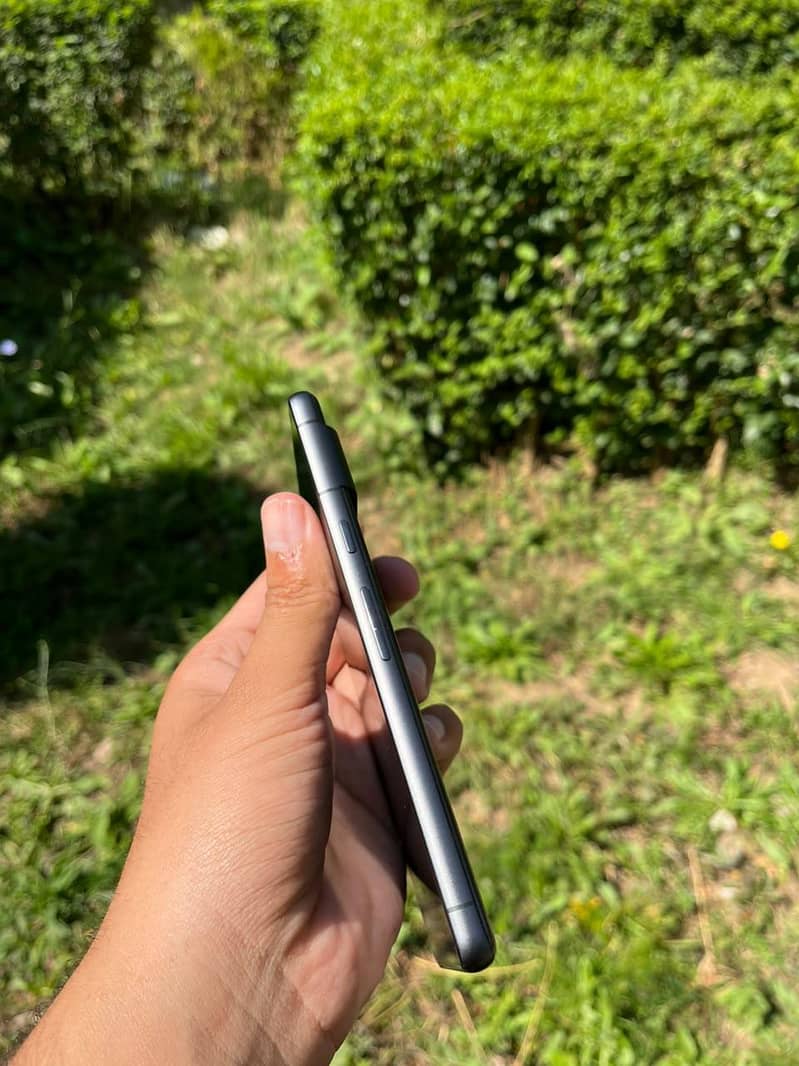 Google Pixel 7 4