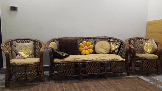 5 seater can sofa