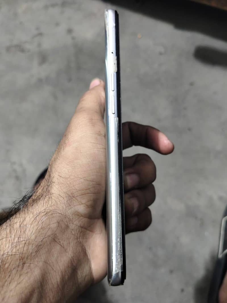 OPPO A16 0