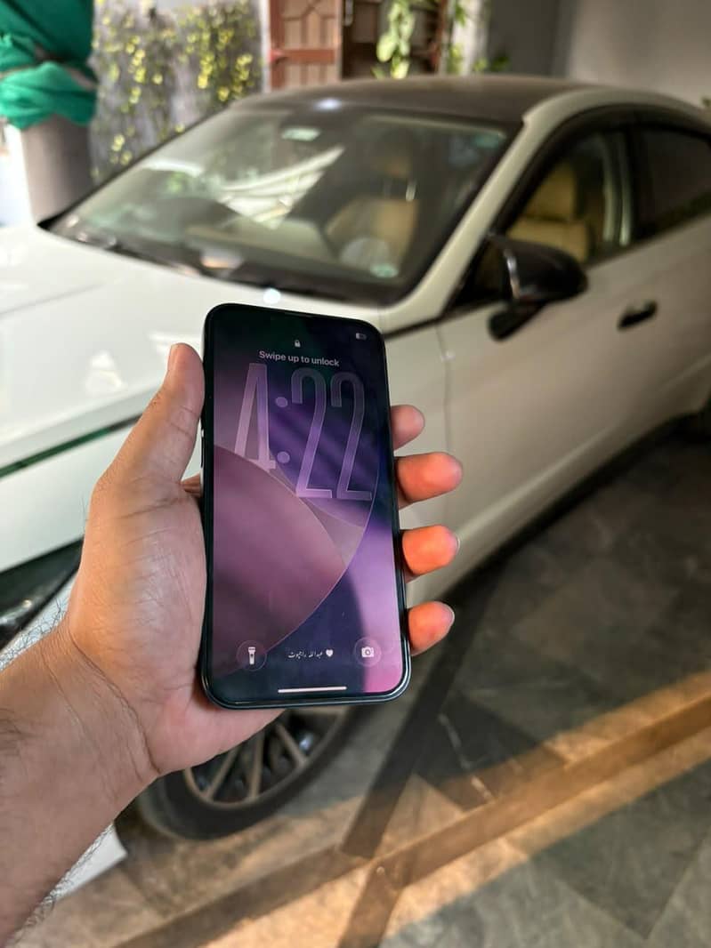 Apple iPhone 14 4