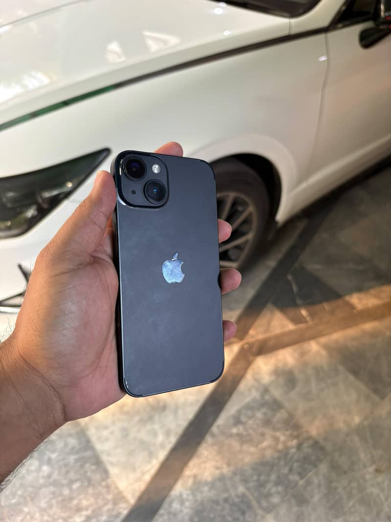 Apple iPhone 14 5