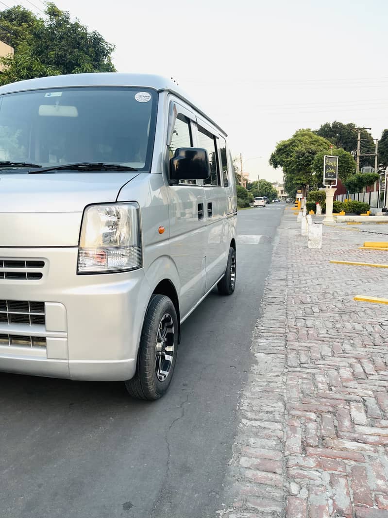 Suzuki Every 3